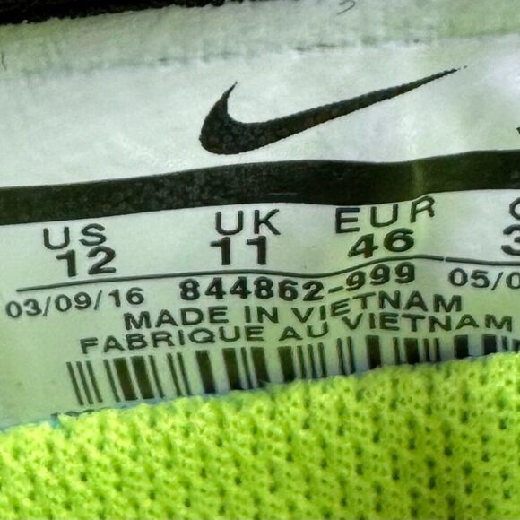 Nike LunarEpic Low Flyknit 'Unlimited' - Picture 9 of 10